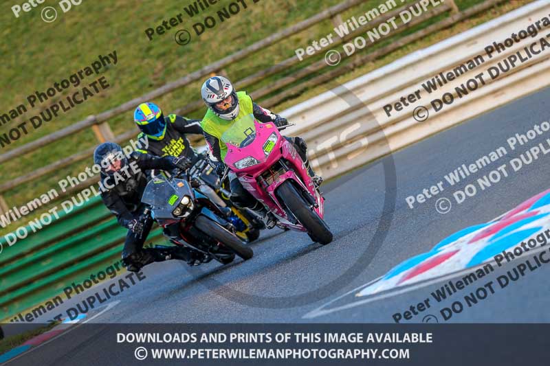 PJM Wedding Photography;enduro digital images;event digital images;eventdigitalimages;mallory park;mallory park photographs;mallory park trackday;mallory park trackday photographs;no limits trackdays;peter wileman photography;racing digital images;trackday digital images;trackday photos